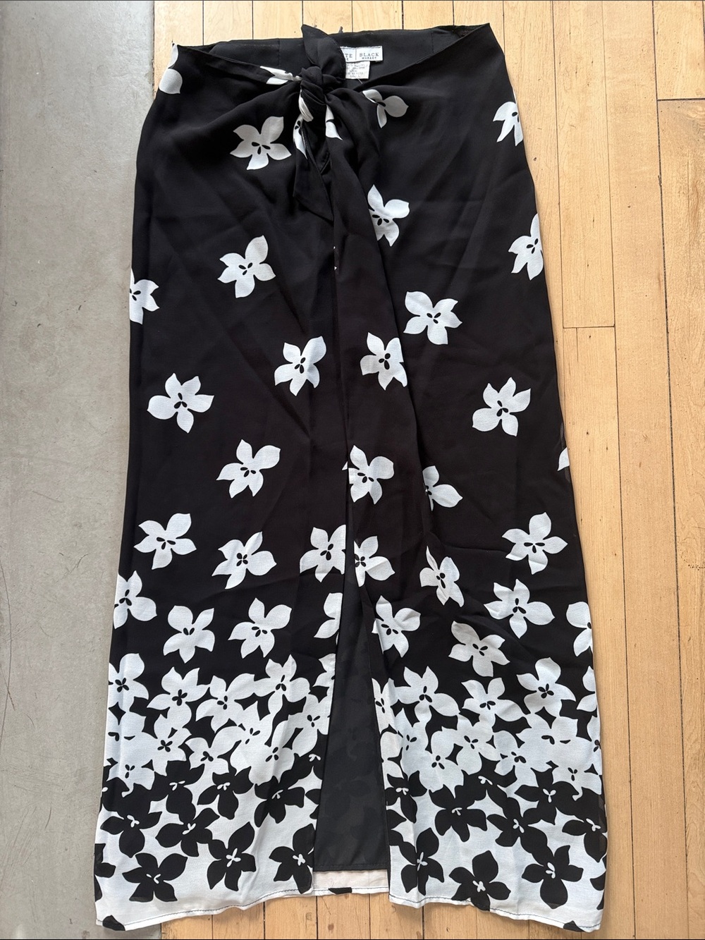 NWT WHBM Y2K tropical floral tie front maxi skirt with front half slit
